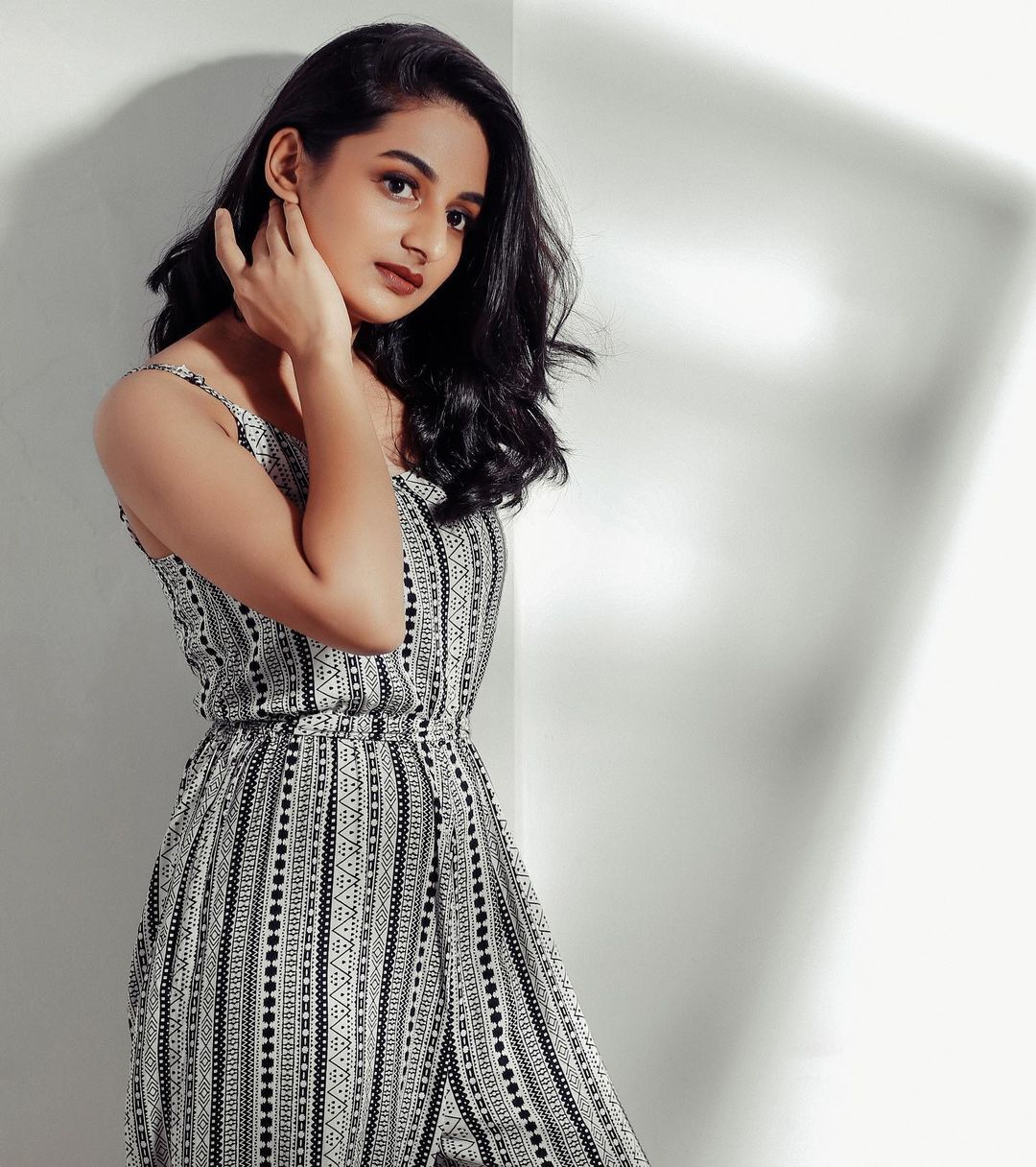 അതി സുന്ദരിയായി നടി എസ്തര്‍ അനില്‍: താരത്തിന്റെ ഏറ്റവും പുതിയ ചിത്രങ്ങള്‍ കാണാം