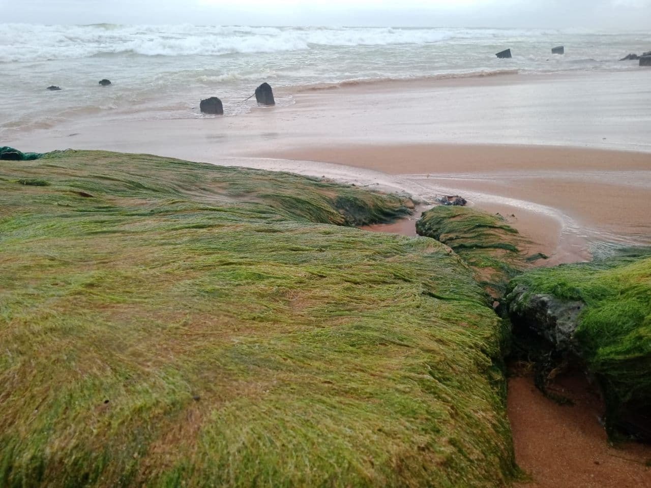  കടല്‍ക്ഷോഭത്തില്‍ തകര്‍ന്ന തിരുവനന്തപുരം ശംഖുമുഖം ബീച്ച്- ചിത്രങ്ങള്‍