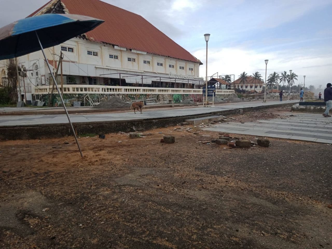  കടല്‍ക്ഷോഭത്തില്‍ തകര്‍ന്ന തിരുവനന്തപുരം ശംഖുമുഖം ബീച്ച്- ചിത്രങ്ങള്‍