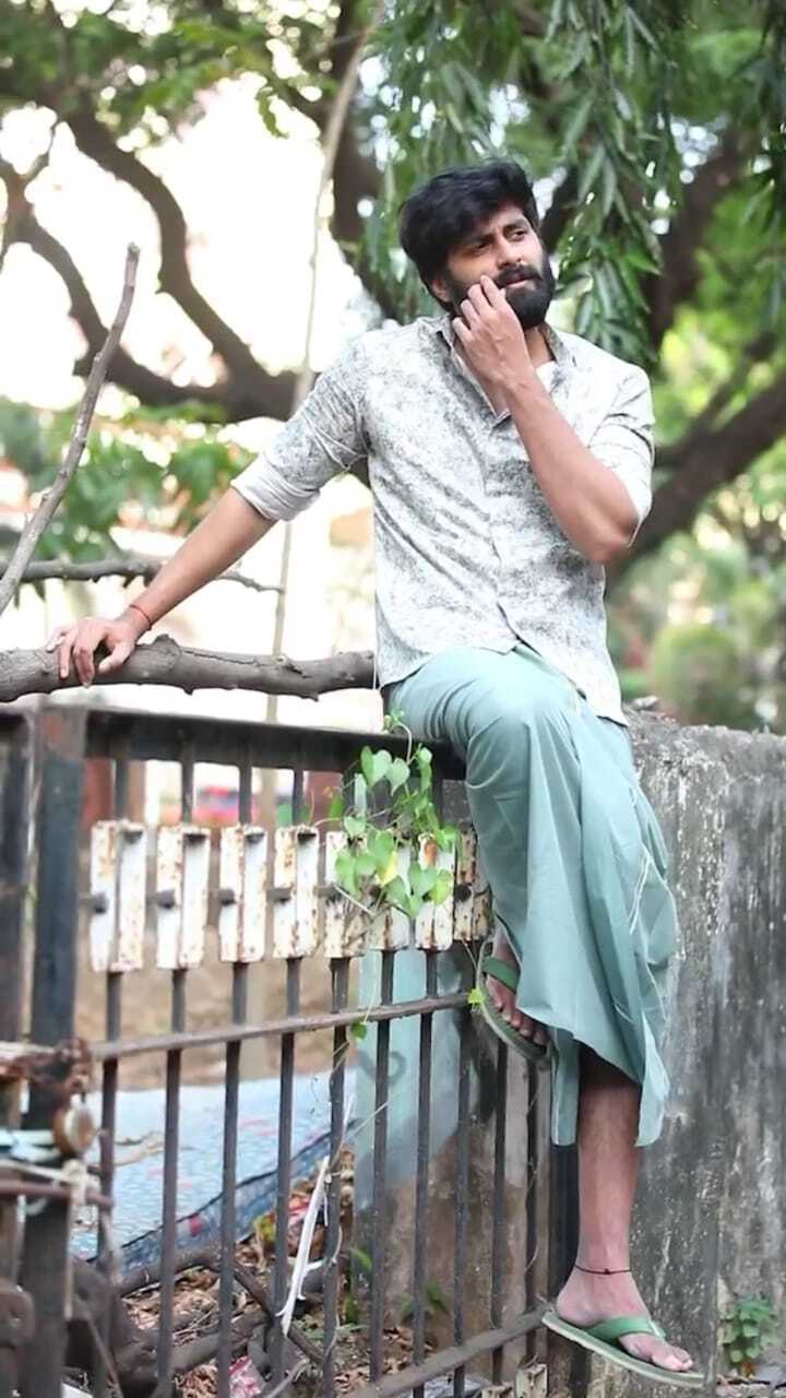 தூக்கிக் கட்டிய கைலி.. முறுக்கி விட்ட மீசை.. என்ன அஸ்வினே.. இது!