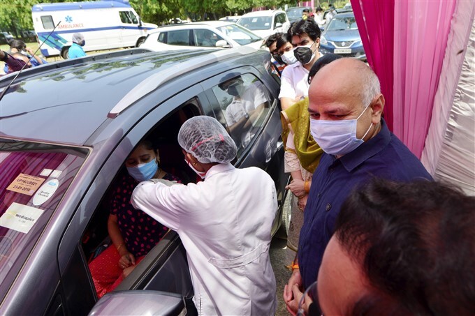 Covid-19 2nd wave: Citizens Receive COVID-19 vaccine During third phase Of vaccination Across Indian, 08/06/2021