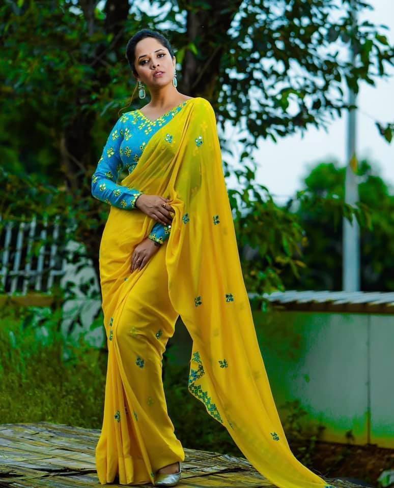 അനസൂയ ഭരദ്വാജിന്റെ ആരും കാണാത്ത ചിത്രങ്ങള്‍; പുതിയ ഫോട്ടോഷൂട്ട് കാണാം