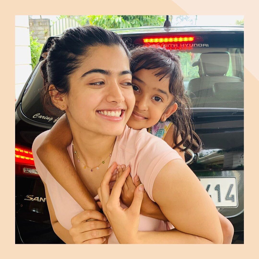 ക്യൂട്ട് ഹോട്ട് ലുക്കിൽ രഷ്മിക മന്ദന; പുതിയ ചിത്രങ്ങൾ കാണാം