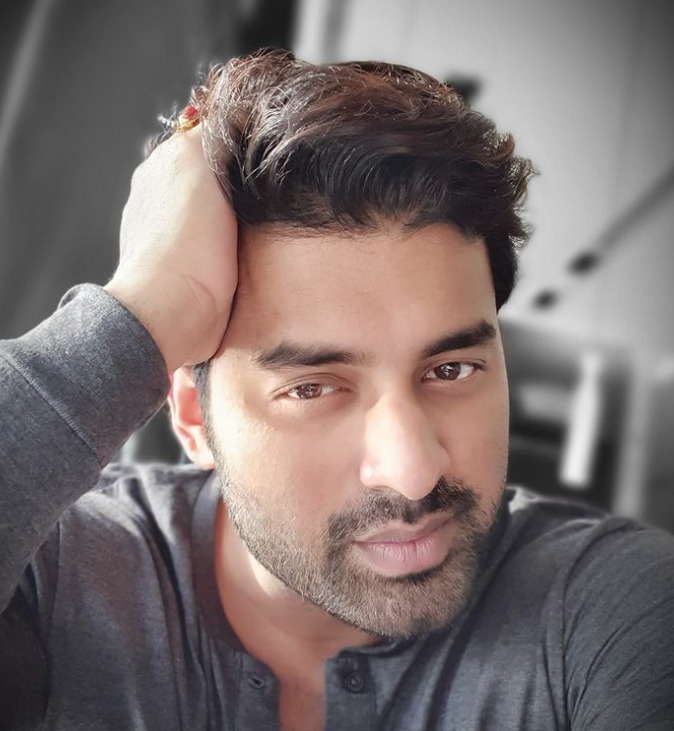 Yalangoch mast qiz talabalar fotosuratlari