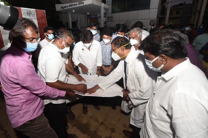 ഡിഎംകെ നേതാവ് ഉദയനിധി സ്റ്റാലിൻ തന്റെ മണ്ഡലം സന്ദർശിച്ചപ്പോൾ ചിത്രങ്ങൾ