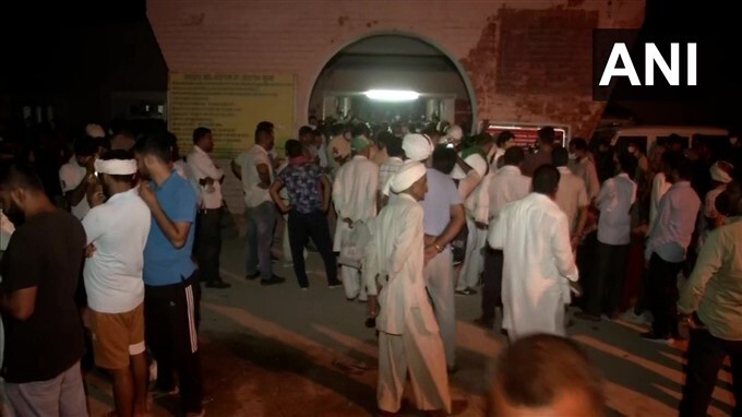 Farmers protest outside Tohana Police Station demanding release of farmers