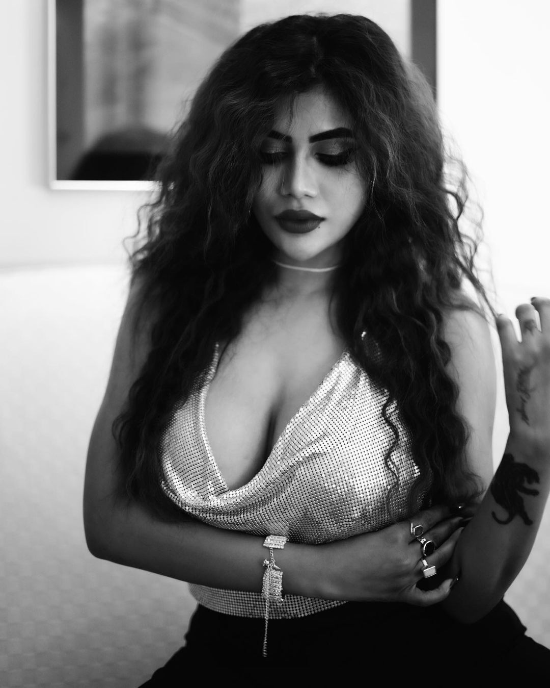 ഹോട്ട് ആൻഡ് കൂൾ ലുക്കിൽ റിവിക- ഫോട്ടോഷൂട്ട് ചിത്രങ്ങൾ