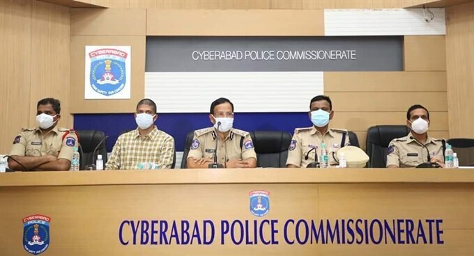 പാകിസ്താന്‍ മോചിപ്പിച്ച ഹൈദാരാബാദ് സ്വദേശി നാട്ടിലെത്തി; ചിത്രങ്ങള്‍ കാണാം