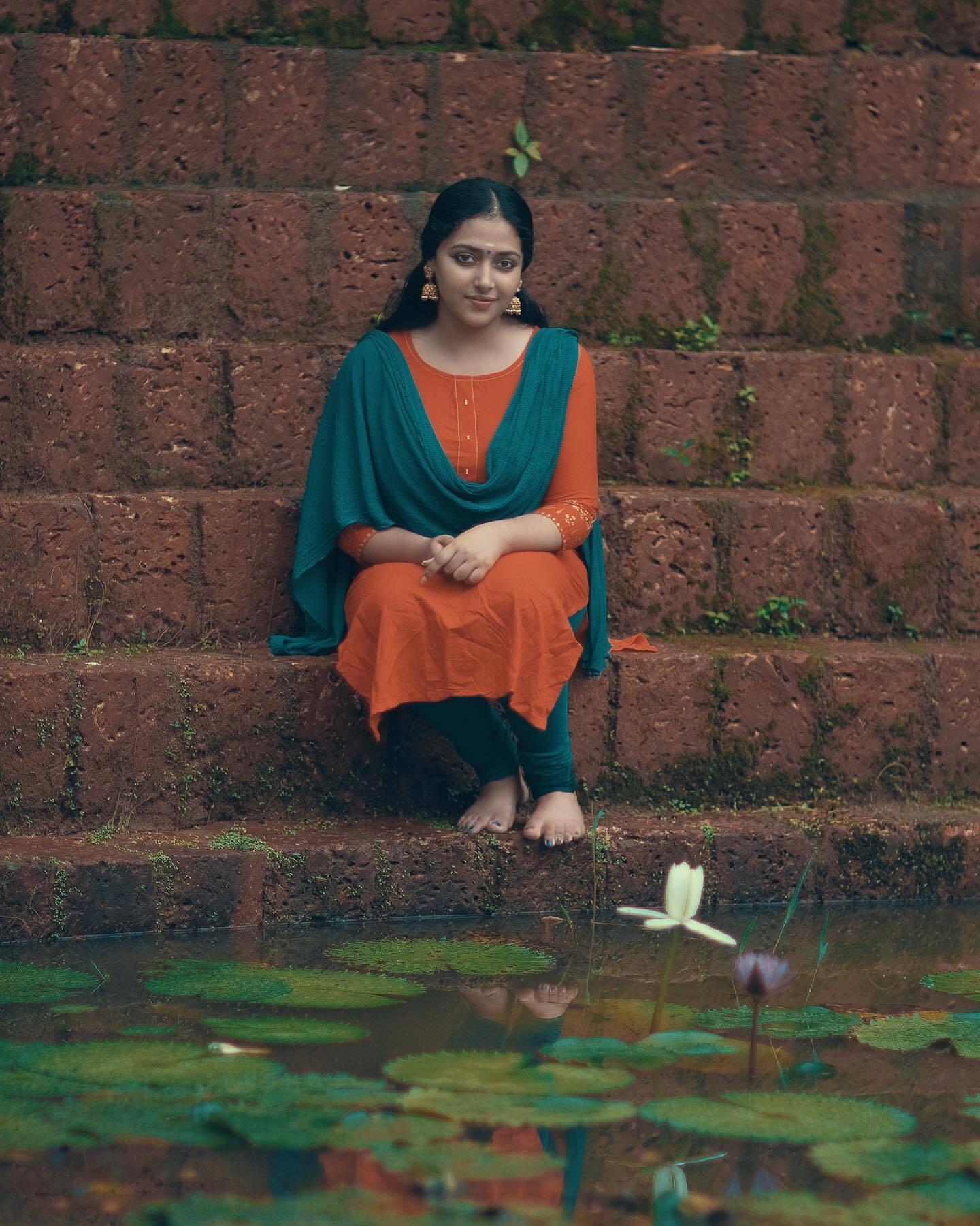 സിമ്പില്‍ ലുക്കില്‍ സുന്ദരിയായി അനു സിത്താര; ഏറ്റവും പുതിയ ഫോട്ടോഷൂട്ട് കാണാം