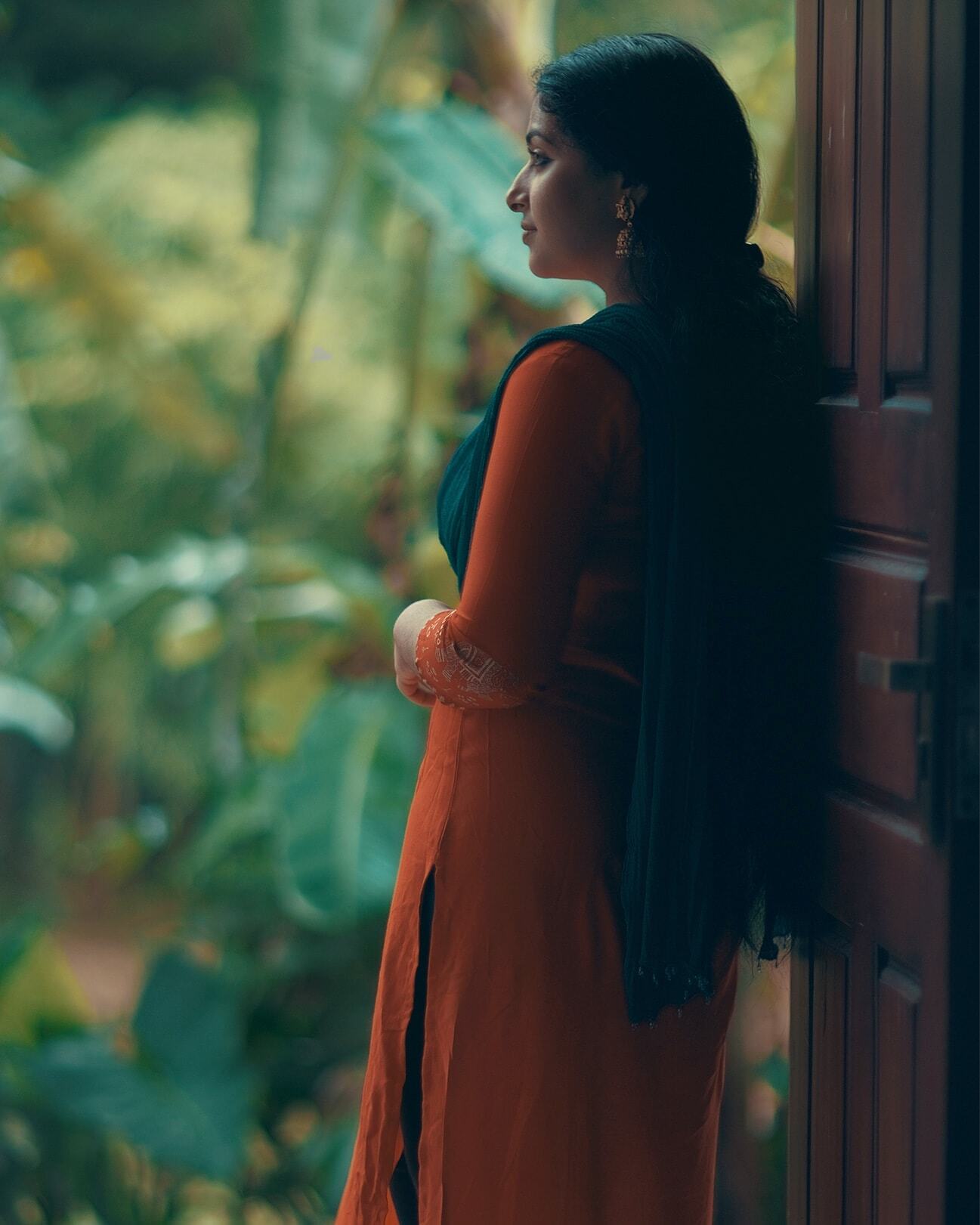 സിമ്പില്‍ ലുക്കില്‍ സുന്ദരിയായി അനു സിത്താര; ഏറ്റവും പുതിയ ഫോട്ടോഷൂട്ട് കാണാം