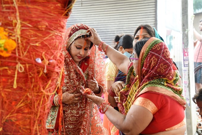Women Perform Rituals On The Occasion Of 'vat Savitri Puja' Across India