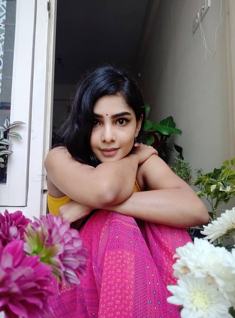 ട്രെൻഡിയായി പവിത്ര ലക്ഷ്മി- ചിത്രങ്ങൾ