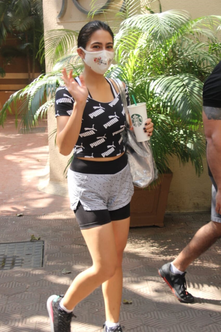 ക്യൂട്ട് സാറാ അലിഖാന്‍-പുതിയ ചിത്രങ്ങള്‍ കാണാം