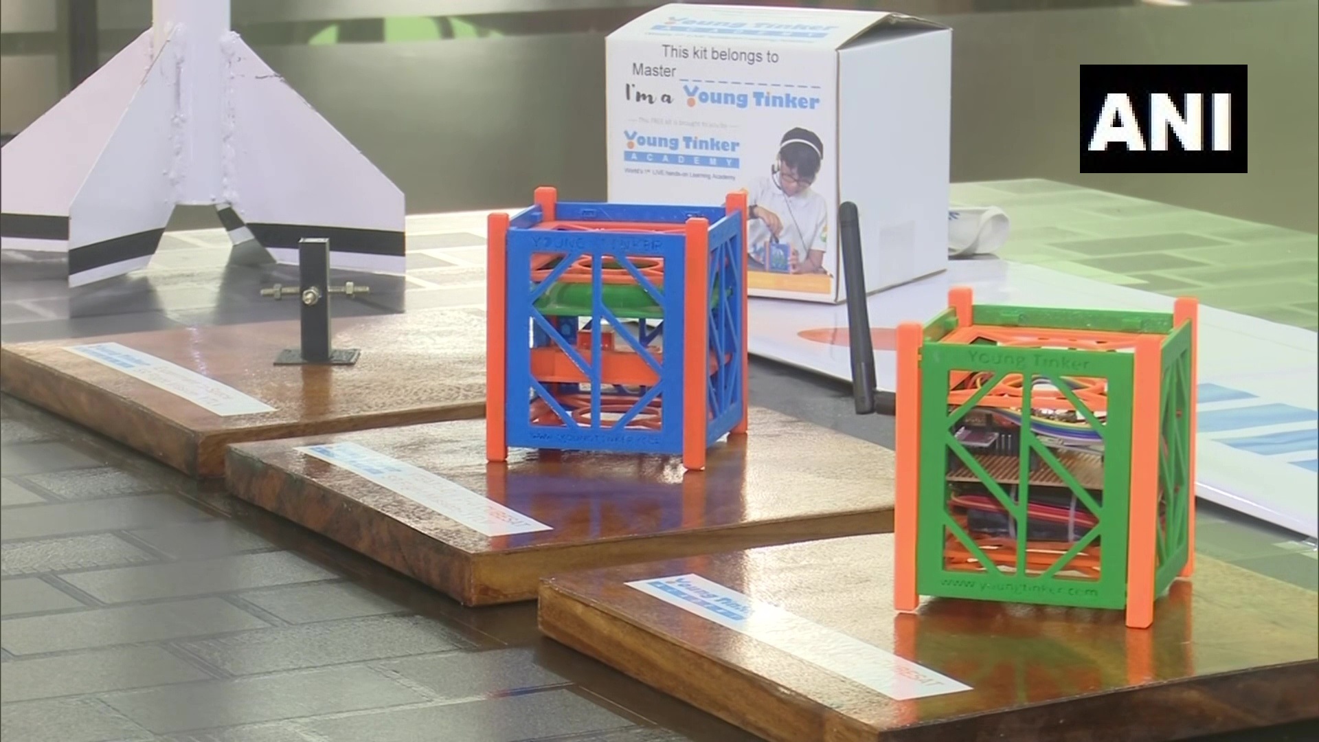 ബഹിരാകാശ ദൗത്യത്തിനായുള്ള പുതിയ പരീക്ഷണം നാസയിലേക്ക് അയക്കാന്‍ ഒരുങ്ങി ഒഡിഷയില്‍ വിദ്യാര്‍ത്ഥി സംഘം, ചിത്രങ്ങള്‍ കാണാം