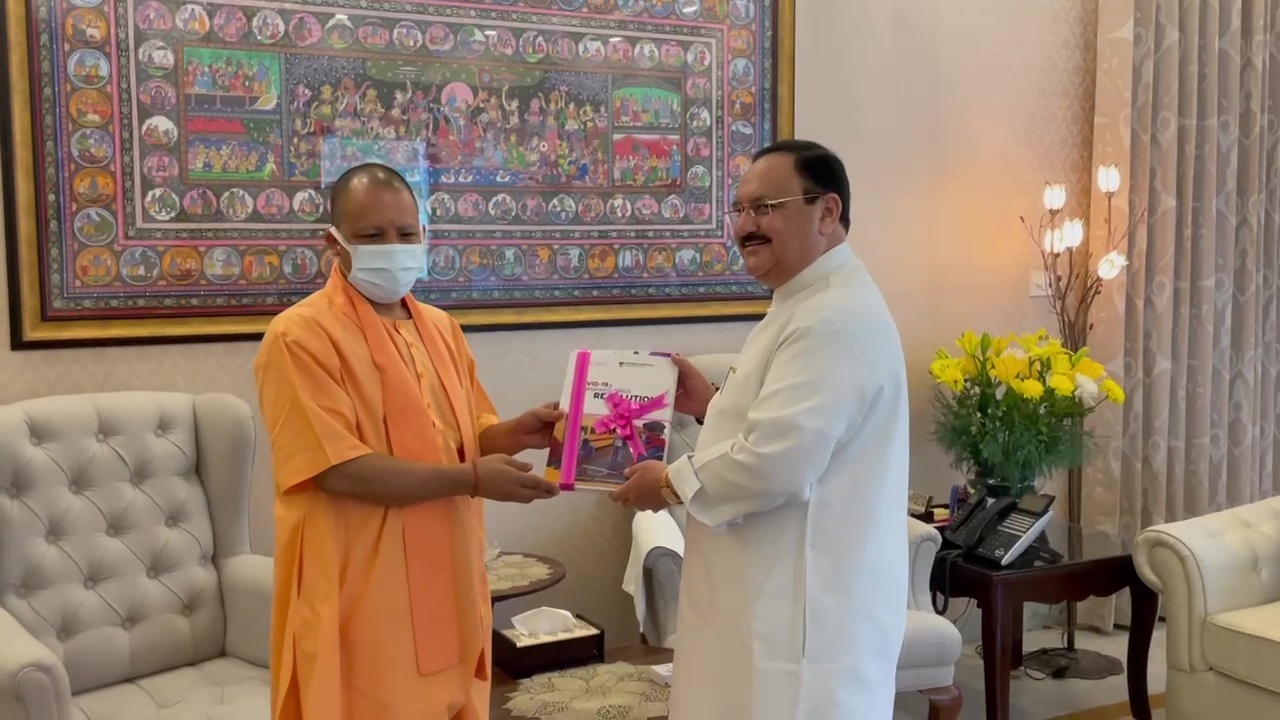 ഉത്തര്‍ പ്രദേശ് മുഖ്യമന്ത്രി യോഗി ആദിത്യനാഥ് ദില്ലിയിലെത്തി പ്രധാനമന്ത്രി നരേന്ദ്ര മോദിയെ കാണുന്നു- ചിത്രങ്ങള്‍