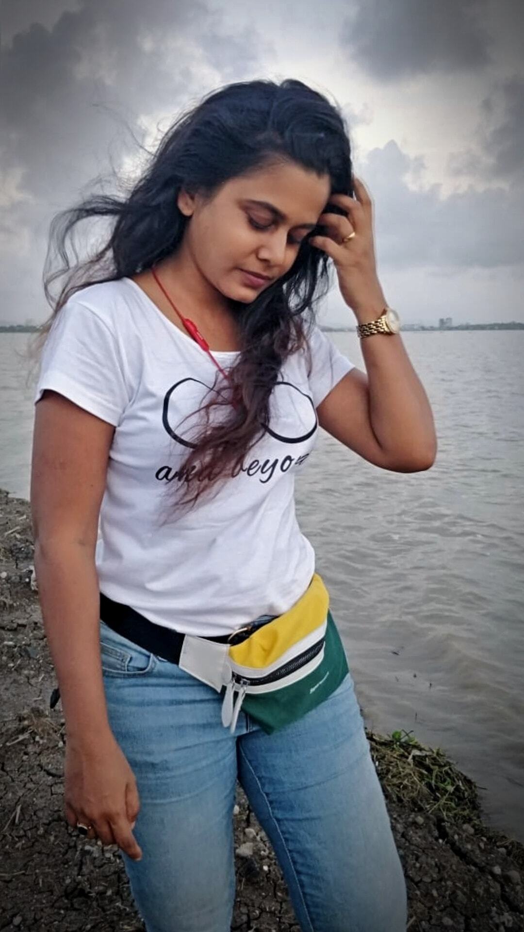 എന്തിനാണ് വീട്ടില്‍ പോലും ബ്രാ ധരിക്കാന്‍ നിര്‍ബന്ധിക്കുന്നത്; ചെറുപ്പത്തില്‍ അവര്‍ പൂര്‍ണ്ണ നഗ്നരായി കണ്ടിട്ടില്ലേ- പ്രതികരിച്ച് നടി