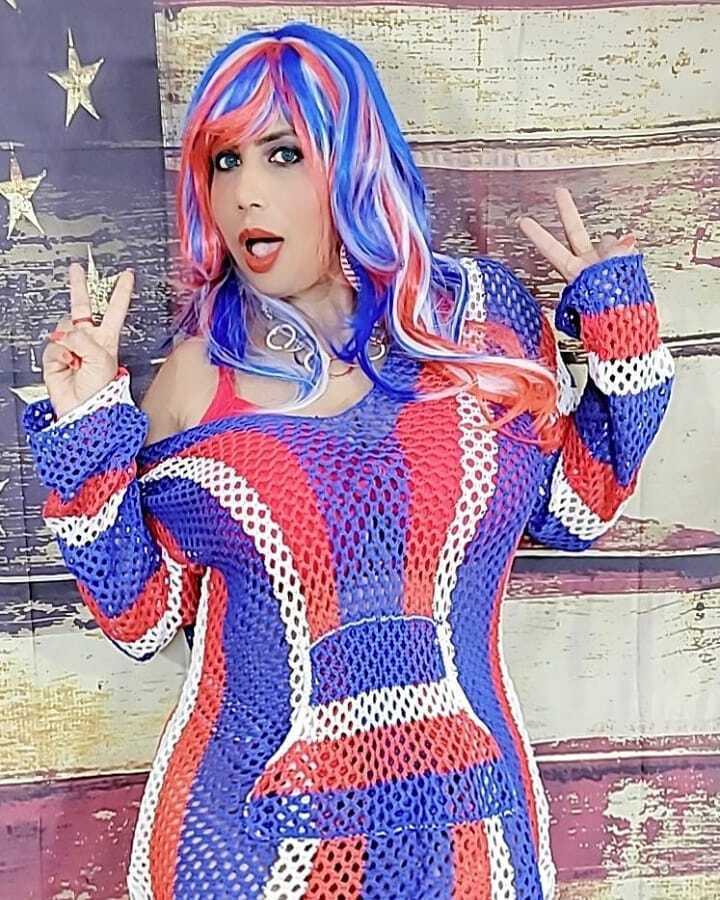 പ്രായം ചോര്‍ത്താത്ത സൗന്ദര്യം: ബിക്കിനിയില്‍ തിളങ്ങി പറങ്കിമലയിലെ നടി: വൈറലായി ചിത്രങ്ങള്‍