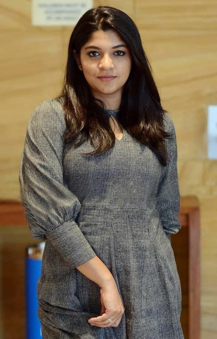 സൂര്യയ്ക്ക് മനോഹര സമ്മാനവുമായി നടി അപര്‍ണ ബാലമുരളി; മാരന്റെ സ്വന്തം ബൊമ്മി... ജന്മദിനാശംസ അടിപൊളി