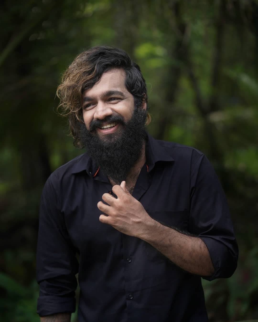 ബറോസ് ലുക്കില്‍ കിടുക്കി ബിഗ് ബോസ് താരം സായ് വിഷ്ണു: വൈറലായി ചിത്രങ്ങള്‍