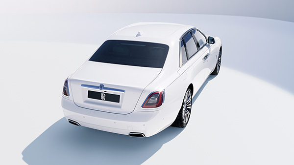 நடிகர் விஜய் வாங்கியது.. ரோல்ஸ் ராய்ஸ் கோஸ்ட் கார் உள்ளே இவ்ளோ சூப்பரா இருக்கே- படங்கள்