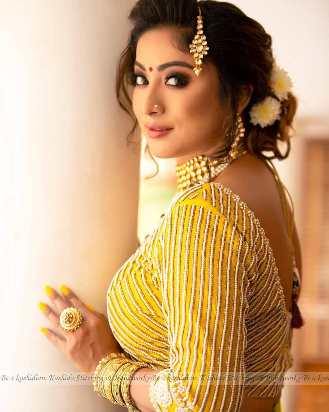 ഗ്ലാമറസ് ലുക്കിൽ ബിഗ് ബോസ് താരം; അർച്ചനയുടെ സെൽഫി ചിത്രങ്ങൾ വൈറലാകുന്നു |  Actress Archana Suseelan Gorgeous Stlls - Oneindia Malayalam