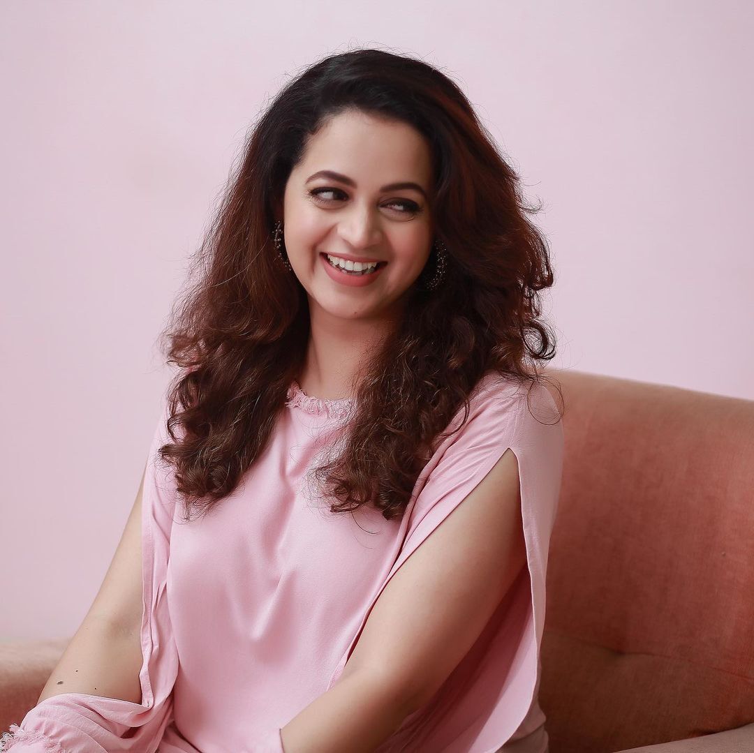 ലഹങ്കയില്‍ അതീവ സുന്ദരിയായി നടി ഭാവന; എന്തൊരു ക്യൂട്ടാണെന്ന് ആരാധകര്‍, ചിത്രങ്ങള്‍ വൈറല്‍