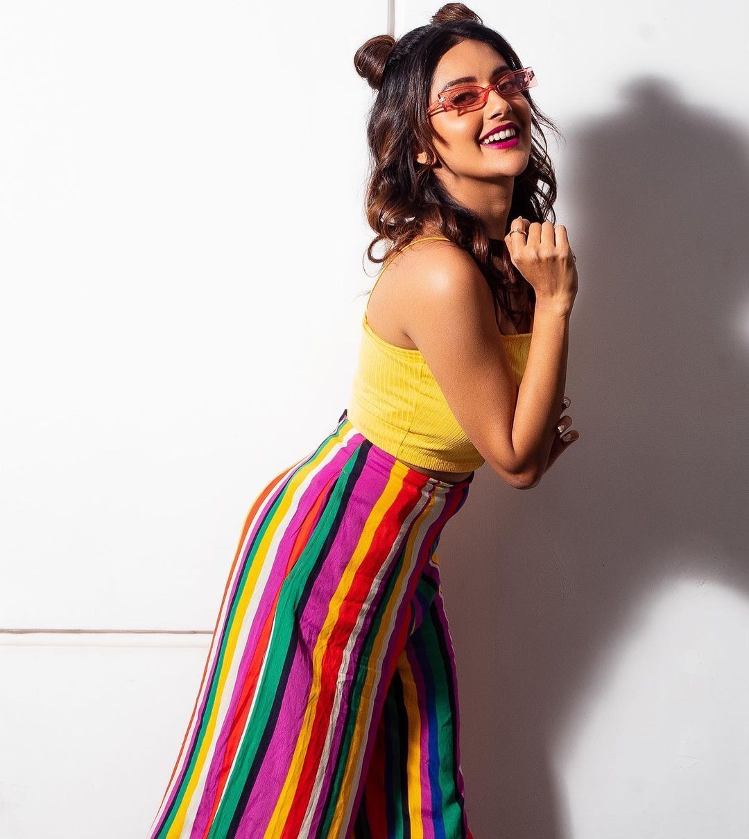 സ്‌റ്റൈലിഷ് ഫോട്ടോഷൂട്ടുമായി മഹിമ നമ്പ്യാര്‍, വൈറല്‍ ചിത്രങ്ങള്‍ കാണാം