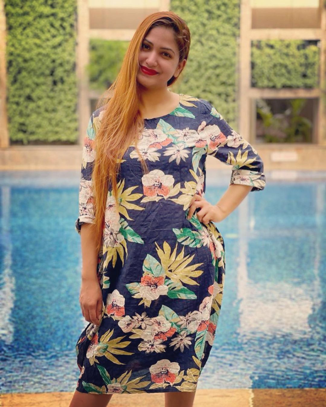 റഷ്യയിൽ വെക്കേഷന ആഘോഷിച്ച് പ്രിയ മോഹൻ; വൈറലായി ചിത്രങ്ങൾ