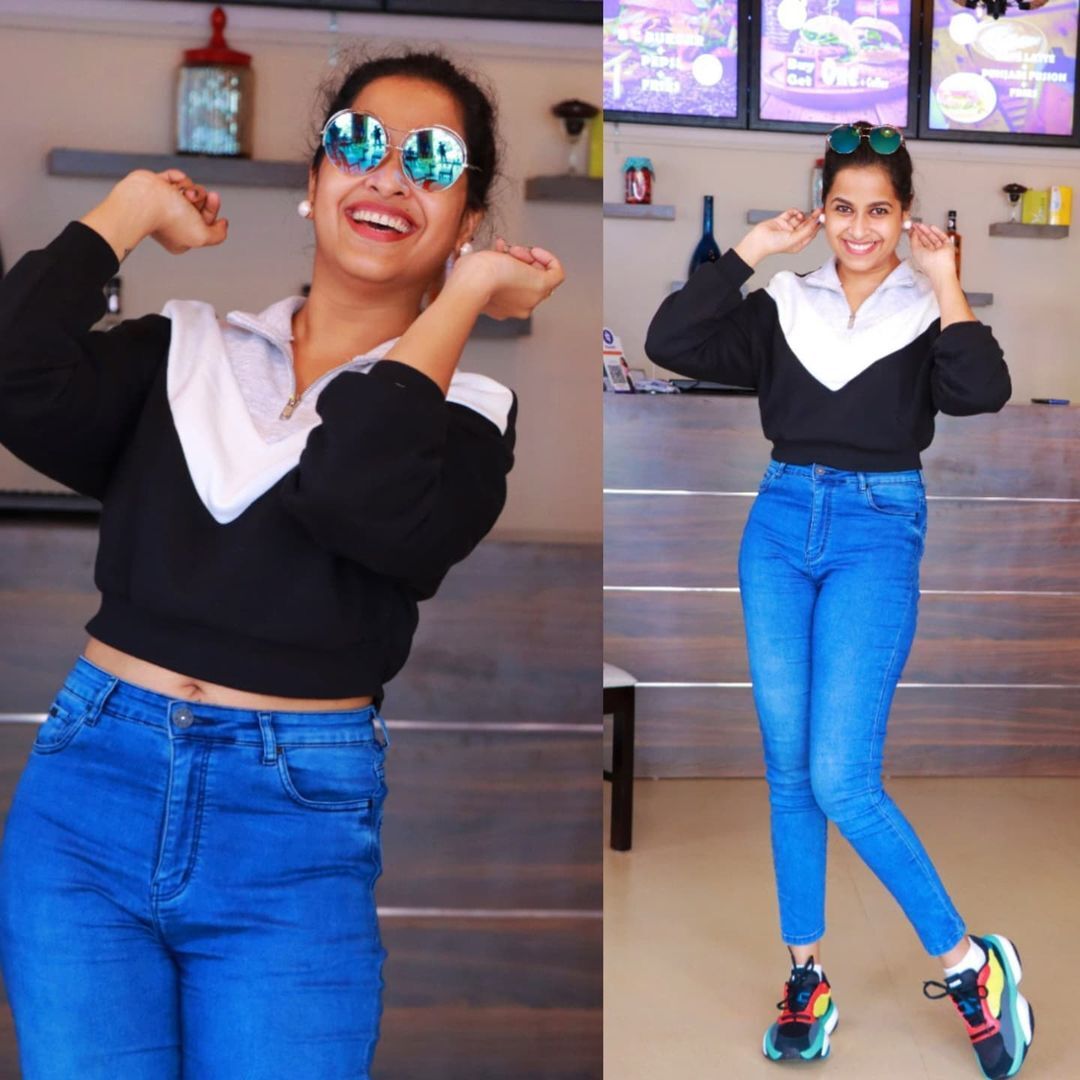 സ്റ്റൈലിഷ് ലുക്കിൽ വീണ്ടും സാധിക; പുതിയ ഫോട്ടോഷൂട്ടും ഏറ്റെടുത്ത് ആരാധകർ