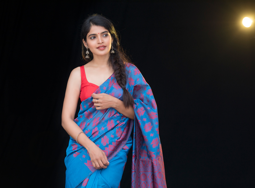 സാരിയില്‍ അതീവ സുന്ദരിയായി സഞ്ജിത ഷെട്ടി; വൈറലായ പുതിയ ചിത്രങ്ങള്‍ കാണാം