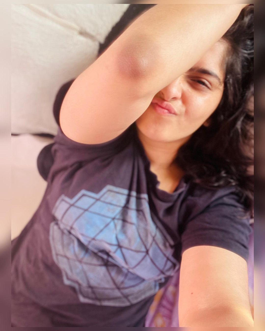 ഇടവേളകൾ ആനന്ദകരമാക്കാം; ബാലതാരമായി എത്തി മലയാളികളുടെ മനസ് കീഴടക്കിയ നടി സനൂഷയുടെ വൈറൽ സെൽഫികൾ