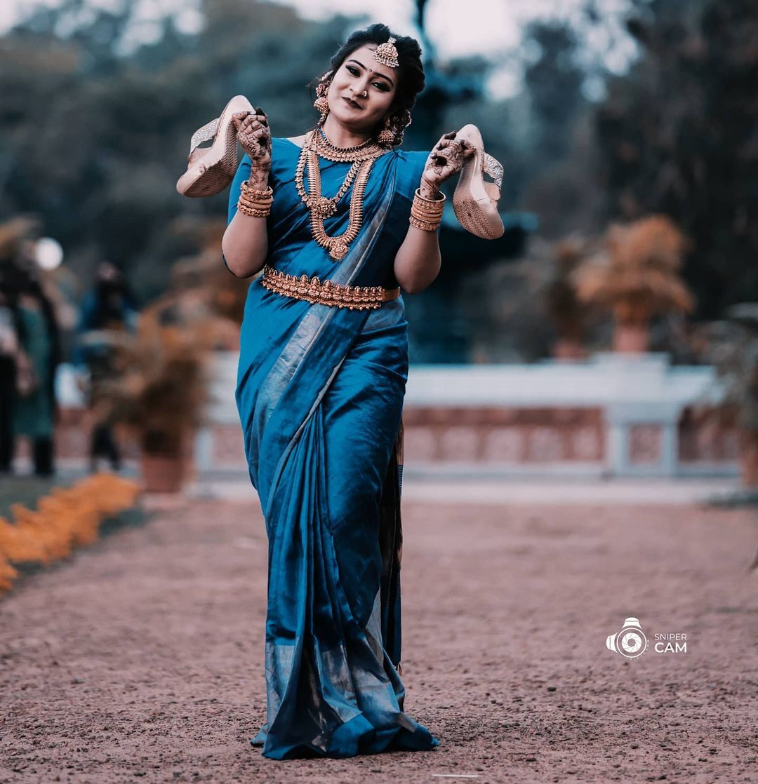 നവവധുവിന്റെ ലുക്കില്‍ അമ്മ അറിയാതെ സീരിയല്‍ താരം പാര്‍വ്വതി, ഞെട്ടലില്‍ ആരാധകര്‍, വൈറല്‍ ചിത്രങ്ങള്‍ കാണാം