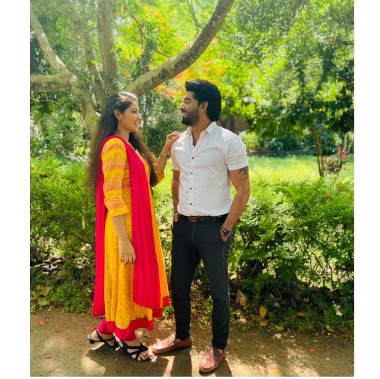 അൻഷിത ഇത്രയും സുന്ദരിയായിരുന്നോ? ഒപ്പം ഋഷി സാറും.. ചിത്രങ്ങൾ വൻ വൈറൽ