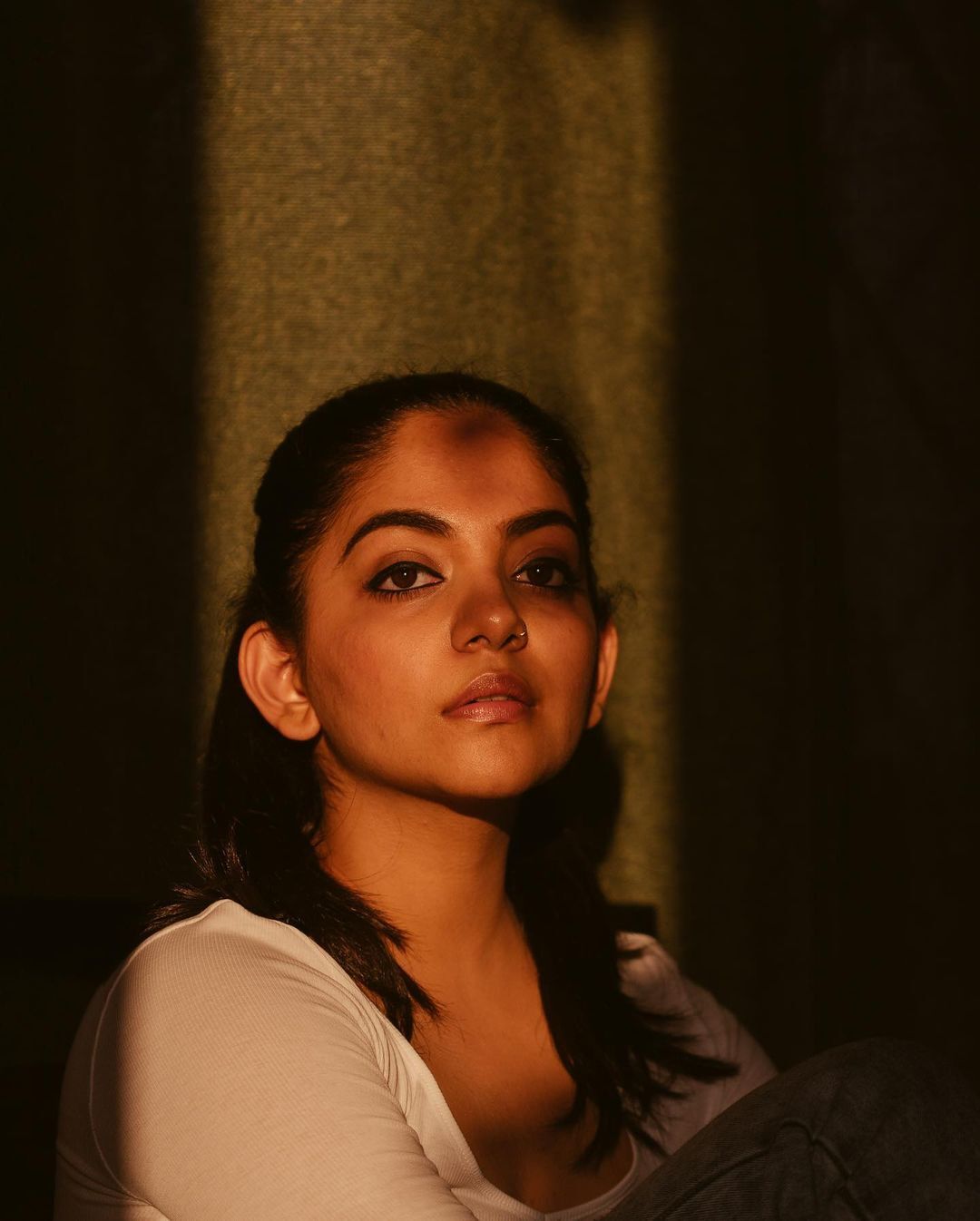 ഞാന്‍ ശരീരഭാരം കുറച്ചു; വെയ്റ്റ് ലോസിന് ശേഷമുള്ള കിടിലന്‍ ചിത്രങ്ങളുമായി നടി അഹാന കൃഷ്ണ