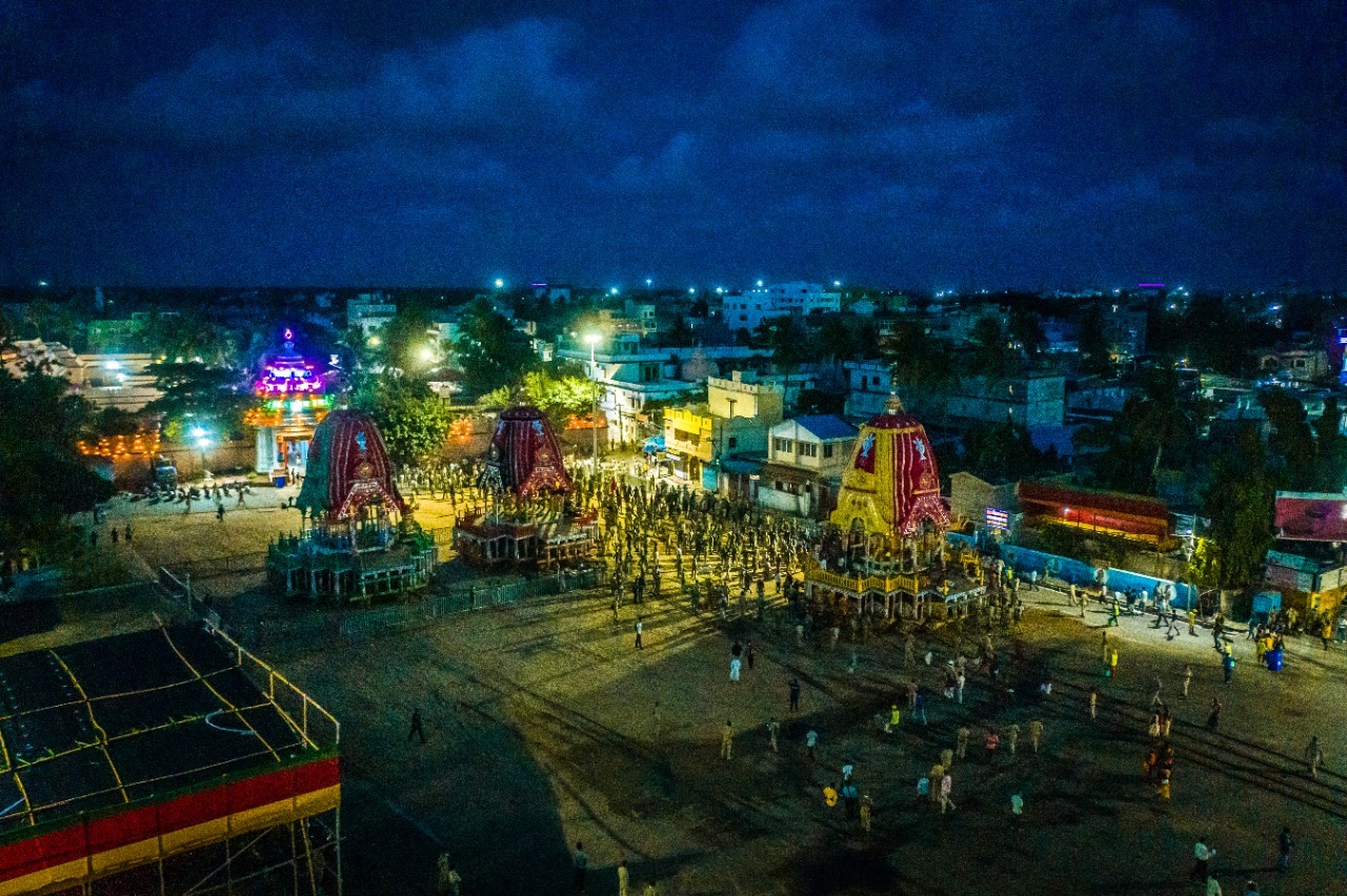 ଫଟୋ : ବାହୁଡିବେ ଚତୁର୍ଦ୍ଧାମୂରତି, ଭକ୍ତବତ୍ସଳ କାଳିଆ ପାଇଁ ରହିଛି ସମସ୍ତଙ୍କ ଅପେକ୍ଷା