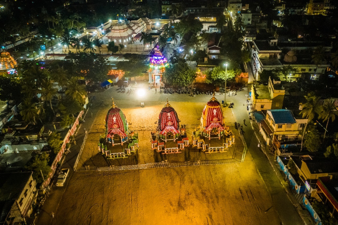 ଫଟୋ : ବାହୁଡିବେ ଚତୁର୍ଦ୍ଧାମୂରତି, ଭକ୍ତବତ୍ସଳ କାଳିଆ ପାଇଁ ରହିଛି ସମସ୍ତଙ୍କ ଅପେକ୍ଷା