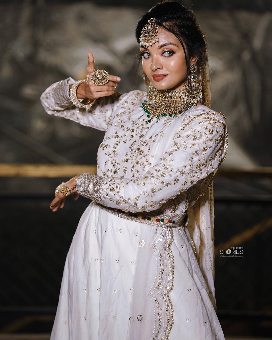 പ്രണയം മുന്‍പുണ്ടായിട്ടുണ്ട്, എന്നാൽ ഇതാദ്യമായാണ്; മണിക്കുട്ടനുമായുള്ള അടുപ്പത്തെക്കുറിച്ച് സൂര്യ