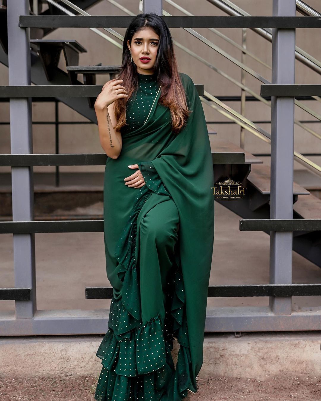 പുതിയ ലുക്കില്‍ തിളങ്ങി അലക്‌സാന്‍ഡ്ര ജോണ്‍സണ്‍; വൈറലായി പുതിയ ഫോട്ടോഷൂട്ട്