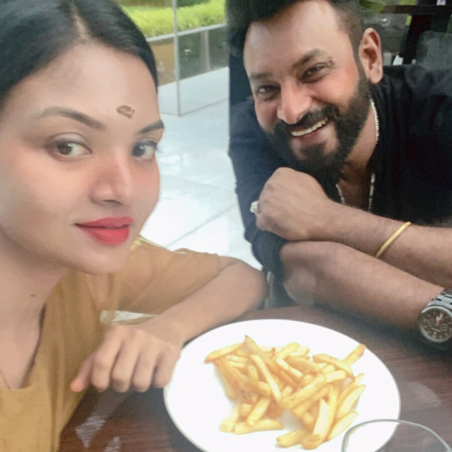 കട്ട ചങ്ക്സ്, റംസാനൊപ്പം സൂര്യ.. സോഷ്യൽ ലോകത്തിന്റെ ഹൃദയം കീഴടക്കി ബിഗ് ബോസ് താരങ്ങളുടെ പുതിയ ചിത്രം.. വൈറൽ