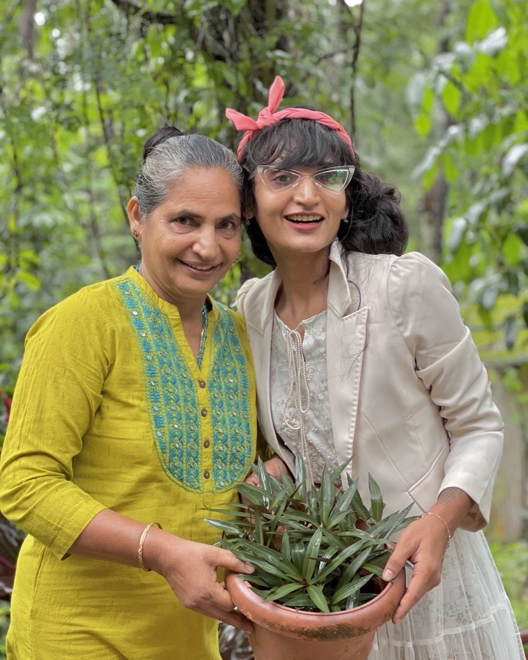 കയ്യിൽ പുതിയ ടാറ്റു,  വൈറലായി പ്രേക്ഷകരുടെ പ്രിയ ബിഗ് ബോസ് തരാം ഡിംപൽ ഭാൽ    