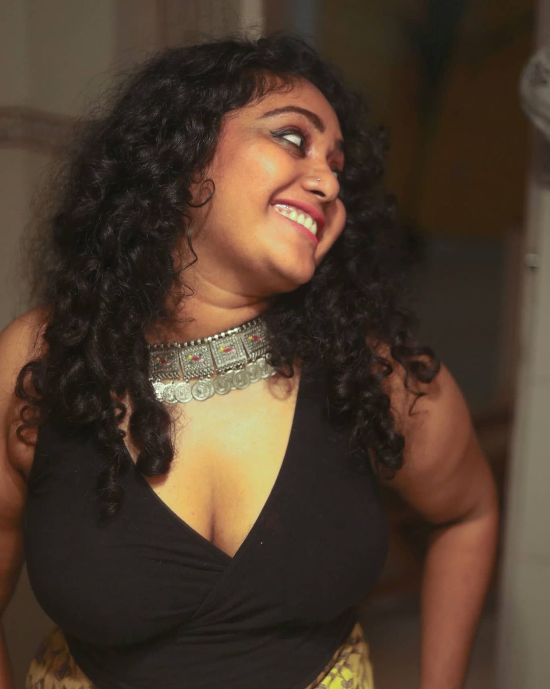 ഹോട്ട് ലുക്കില്‍ ബിഗ് ബോസ് താരം ഹിമ ശങ്കര്‍; ഫോട്ടോഷൂട്ട് കണ്ട് ഞെട്ടി ആരാധകര്‍