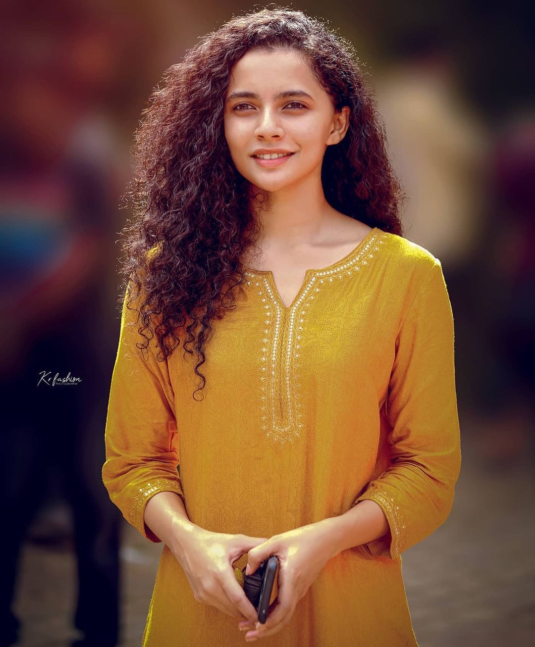 മമ്മൂട്ടി ചിത്രത്തിലൂടെ മലയാളി മനസിലിടം പിടിച്ച സുന്ദരി; അതുല്യ ചന്ദ്രയുടെ കലക്കൻ ഫൊട്ടോസ്