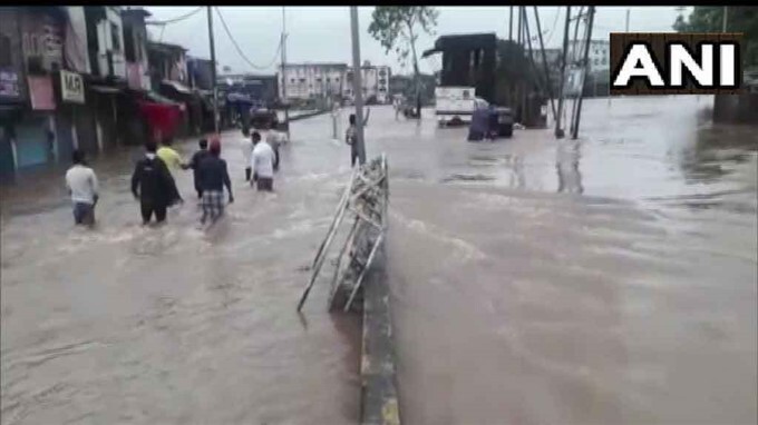 Heavy Rain Lashes In Mumbai, 22/07/2021
