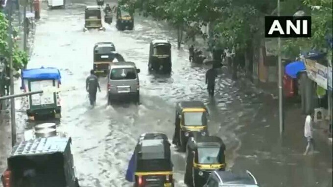 Heavy Rain Lashes In Mumbai, 22/07/2021