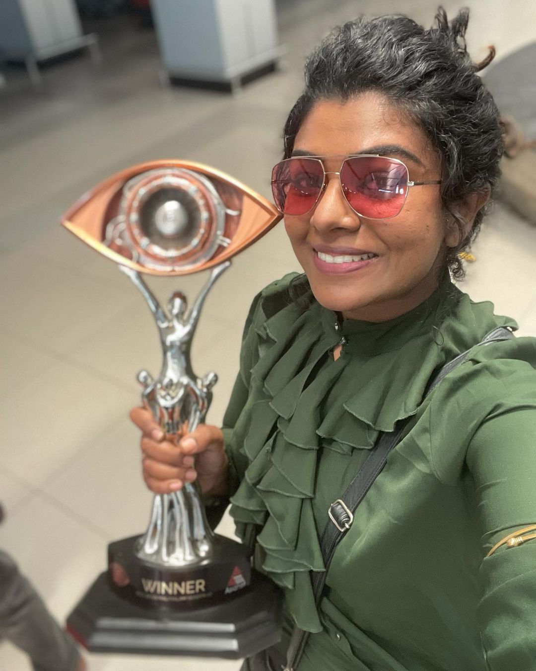 ബിഗ് ബോസ് വിജയി മണിക്കുട്ടനല്ല; വൈറലായി ലക്ഷ്മി ജയന്റെ പുതിയ ഫോട്ടോസ്