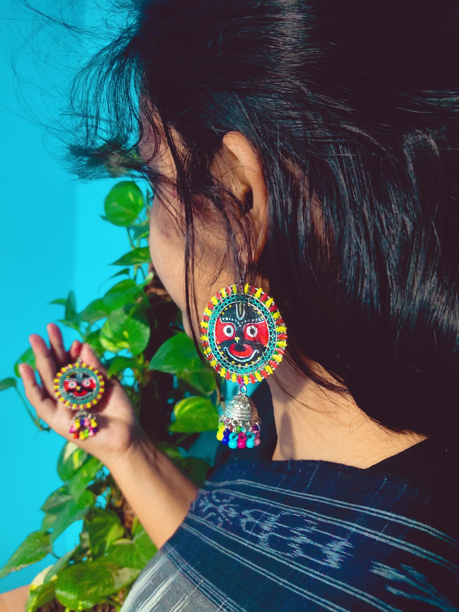 ମନ୍ତ୍ରମୁଗ୍ଧ କରିବ ମଧୁଙ୍କ ତୁଳୀରେ ଅଙ୍କା ହୋଇଥିବା କାଳିଆର ଚିତ୍ର 