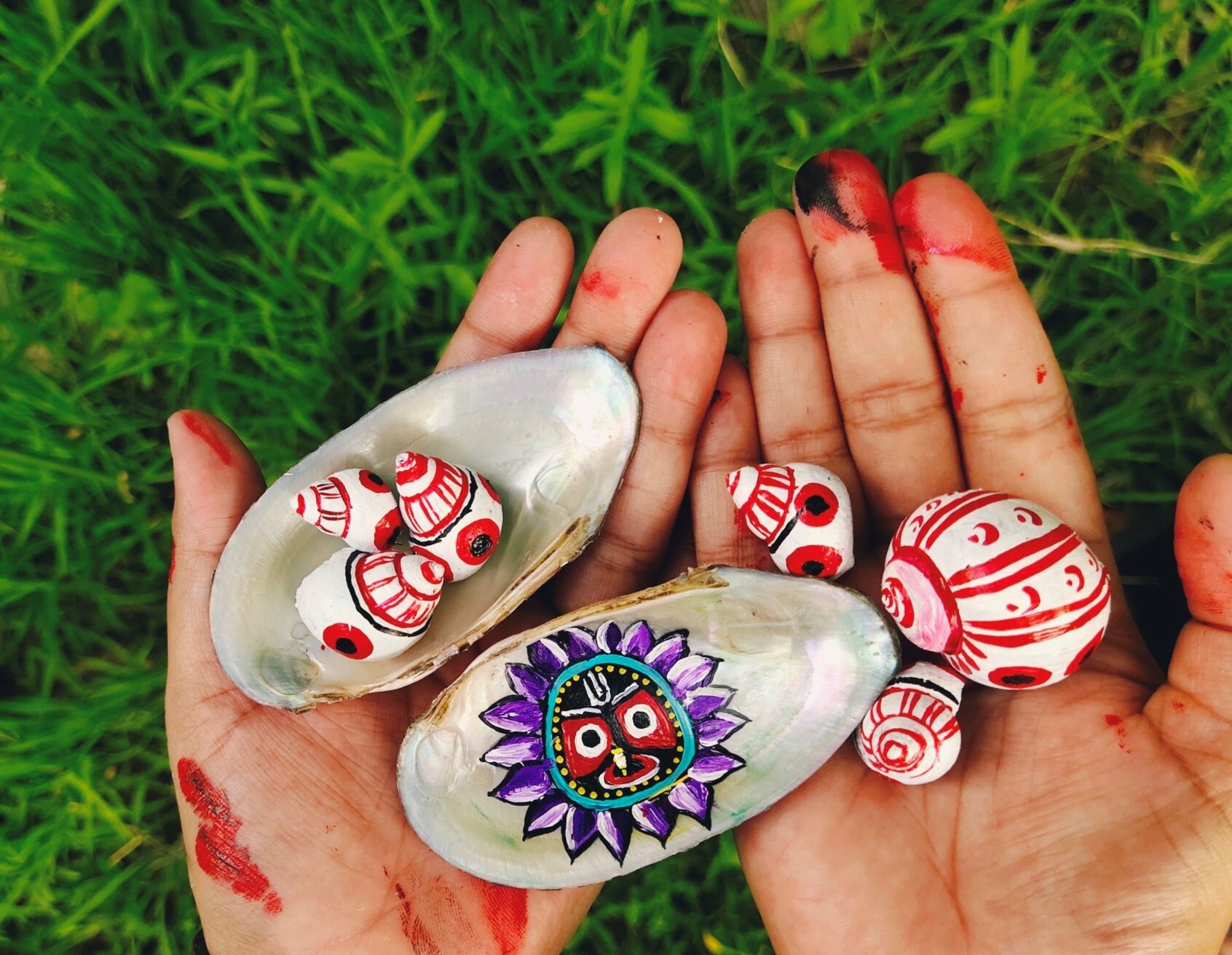 ମନ୍ତ୍ରମୁଗ୍ଧ କରିବ ମଧୁଙ୍କ ତୁଳୀରେ ଅଙ୍କା ହୋଇଥିବା କାଳିଆର ଚିତ୍ର 