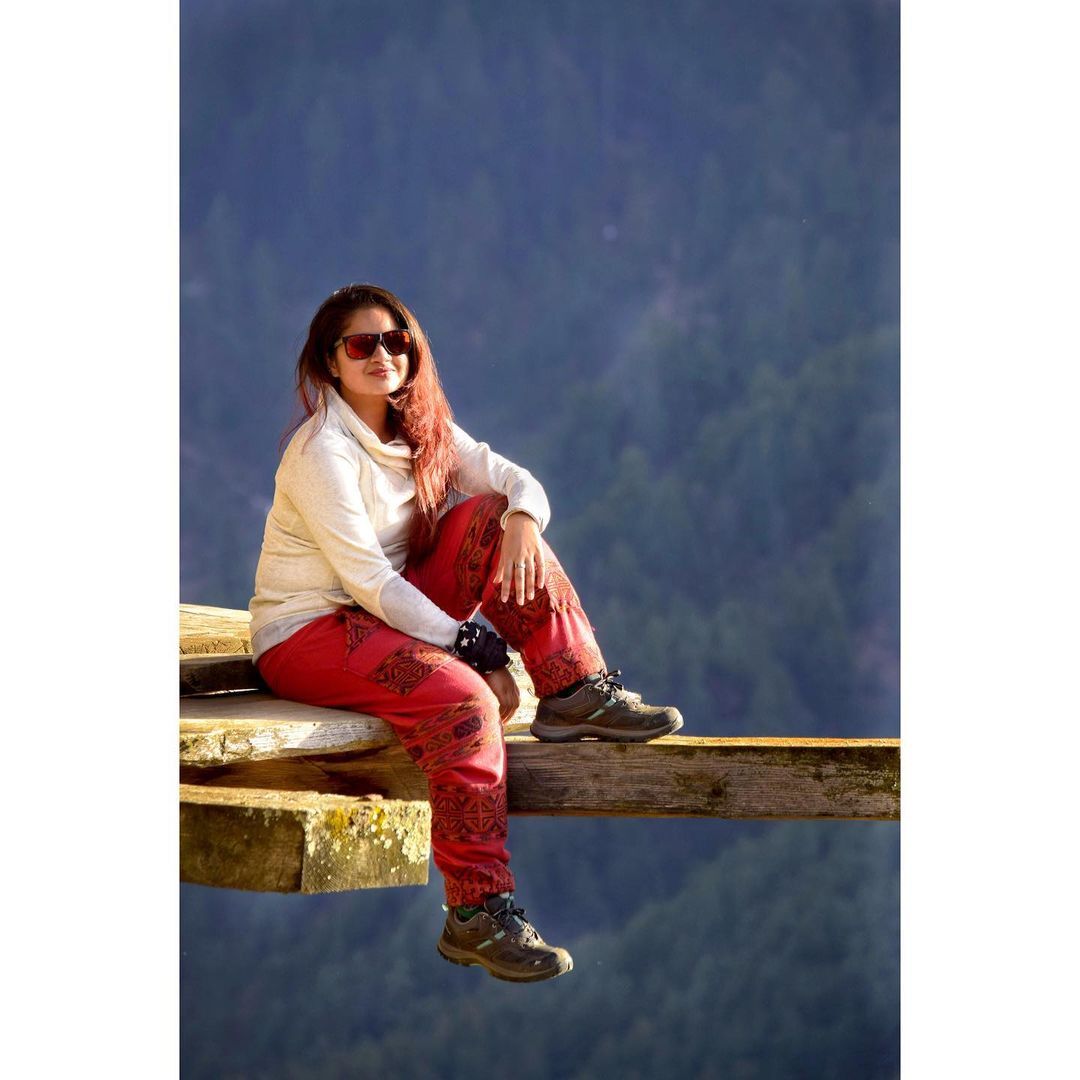 മഞ്ഞുമലകളെ തൊട്ട്; വെക്കേഷൻ മൂഡിൽ ഷഫ്ന നിസാം