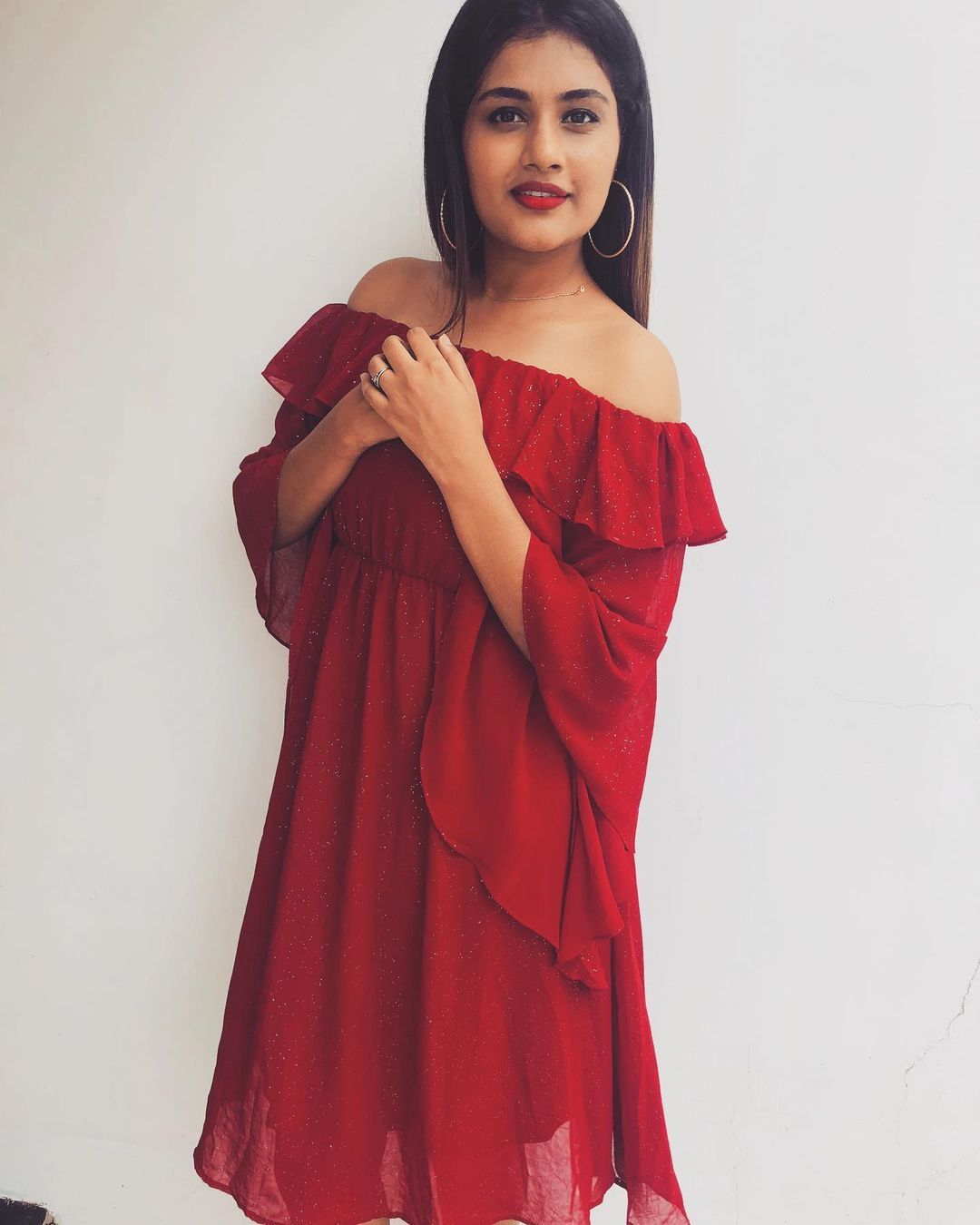 സാരിയിൽ മനോഹരിയായി എലീന പടിക്കൽ ; വൈറലായി ചിത്രങ്ങൾ