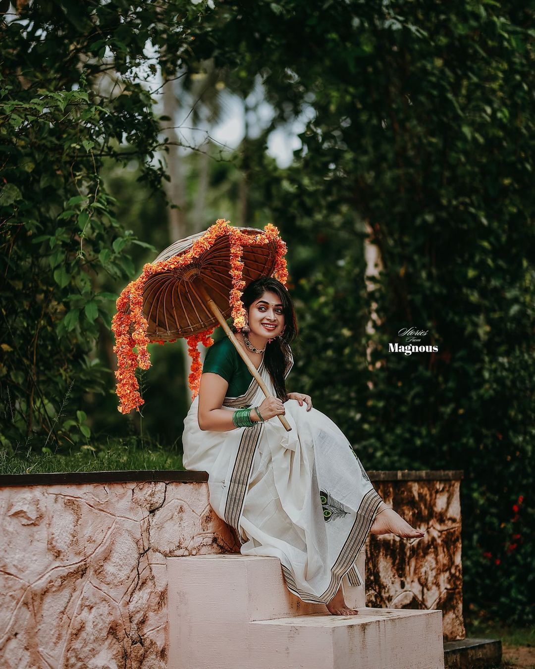 നാടൻ പെൺകുട്ടിയായി ആരതി സോജൻ; ഫോട്ടോസ് വൈറൽ